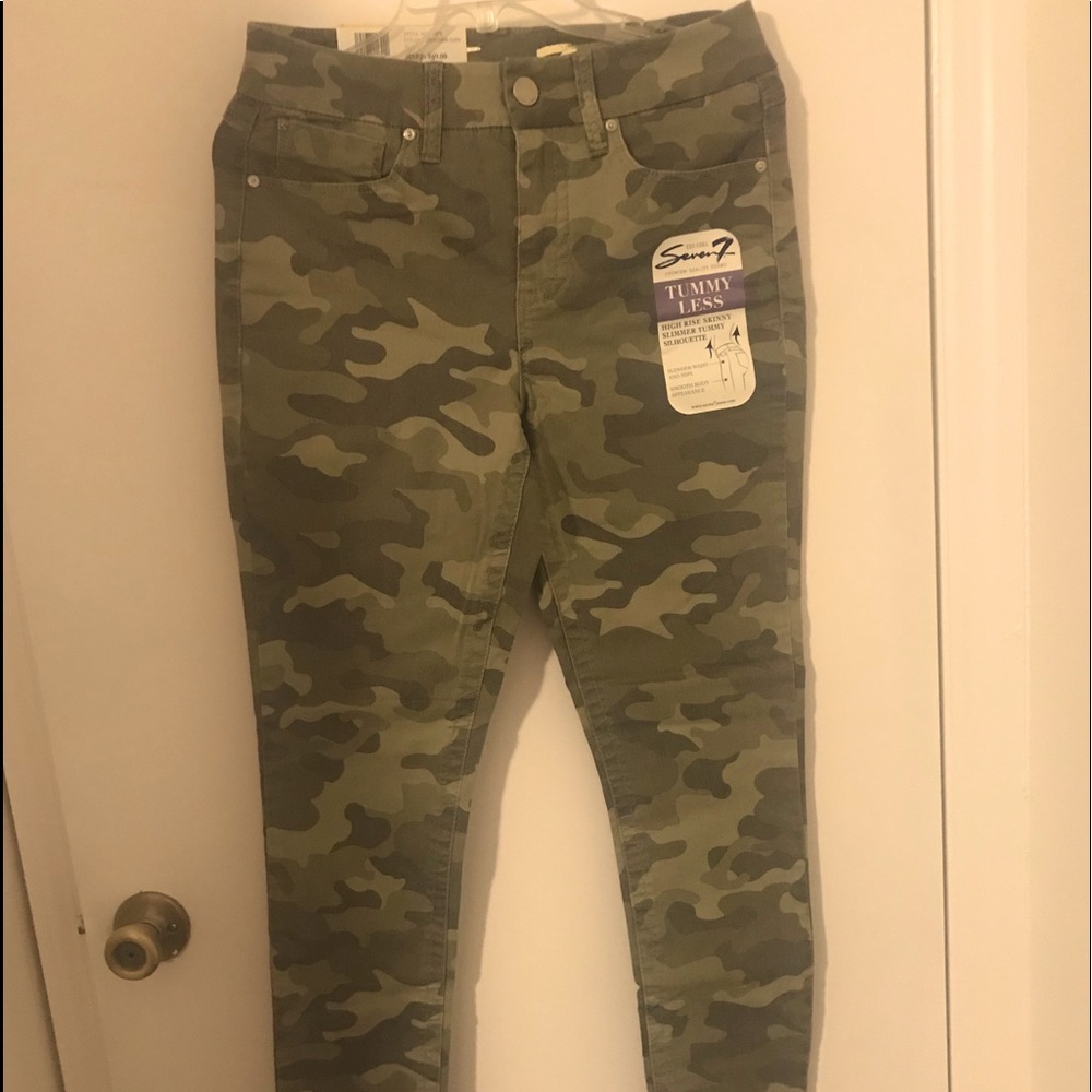 NET 7 Seven Camo jeans size 8